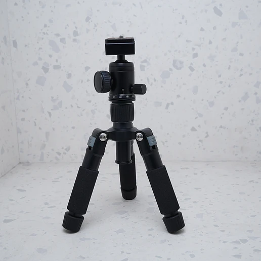 Mini tripode Generico - USADO 1