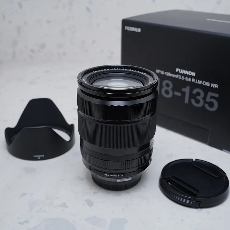 FUJIFILM XF 18-135mm f3.5-5.6 R LM OIS WR - USADO 3