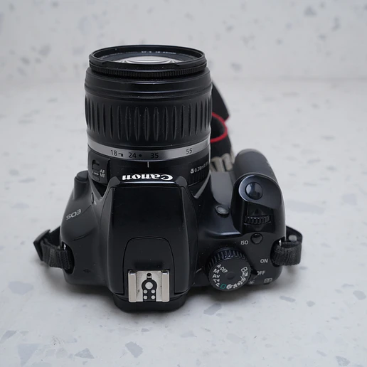 Canon EOS Rebel XS + 18-55mm - USADO 7