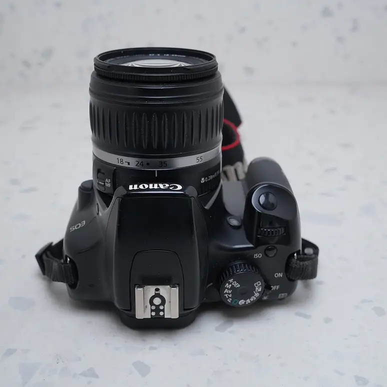 Canon EOS Rebel XS + 18-55mm - USADO 7