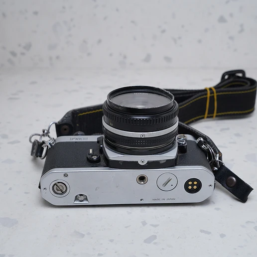 Nikon FM2 + 50m + 35-70mm - USADO 6