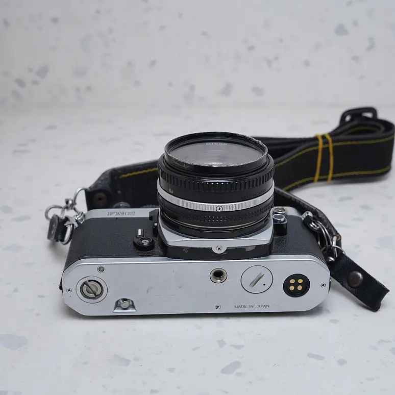 Nikon FM2 + 50m + 35-70mm - USADO 6