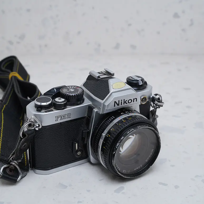 Nikon FM2 + 50m + 35-70mm - USADO 3