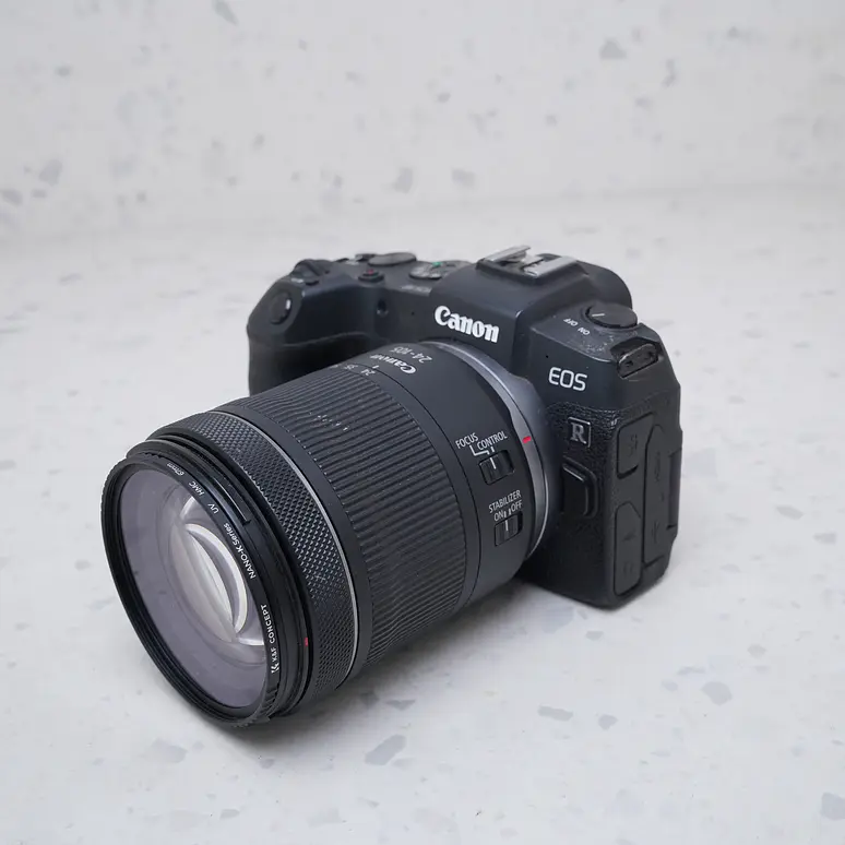 Canon EOS RP + 24-105mm - USADO 2
