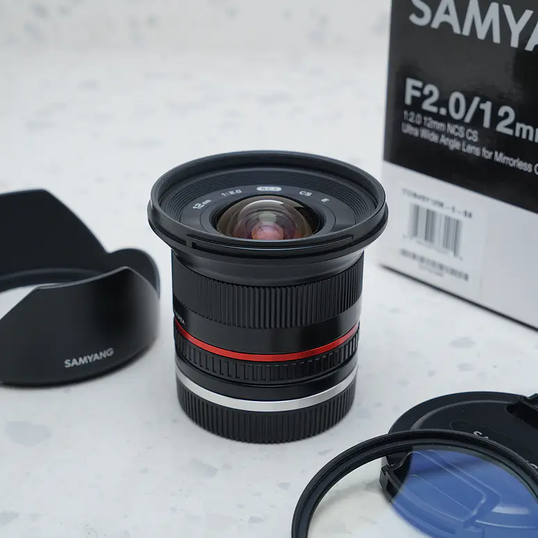 Samyang 12mm f/2.0 NCS CS para Sony E (APS-C) - USADO 3
