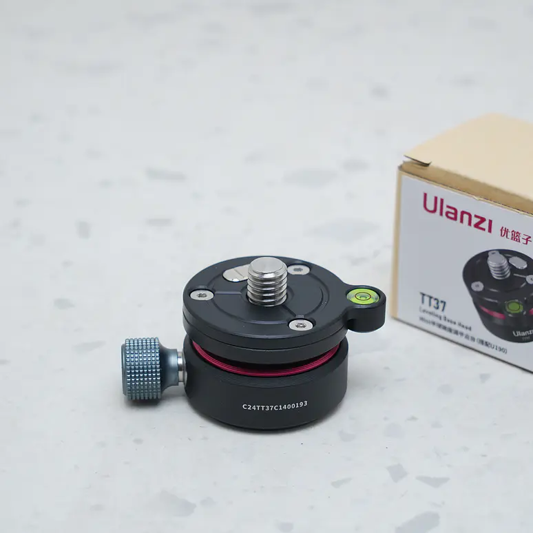 Mini base de nivelación Ulanzi TT37 para cabezal de trípode - USADO 2
