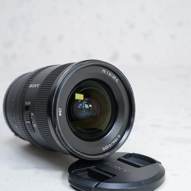 Sony FE 20mm f/1.8 G - USADO 3