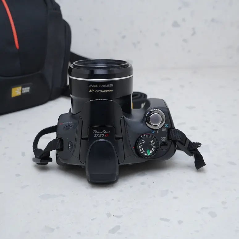 Canon PowerShot SX30 IS - USADO 6