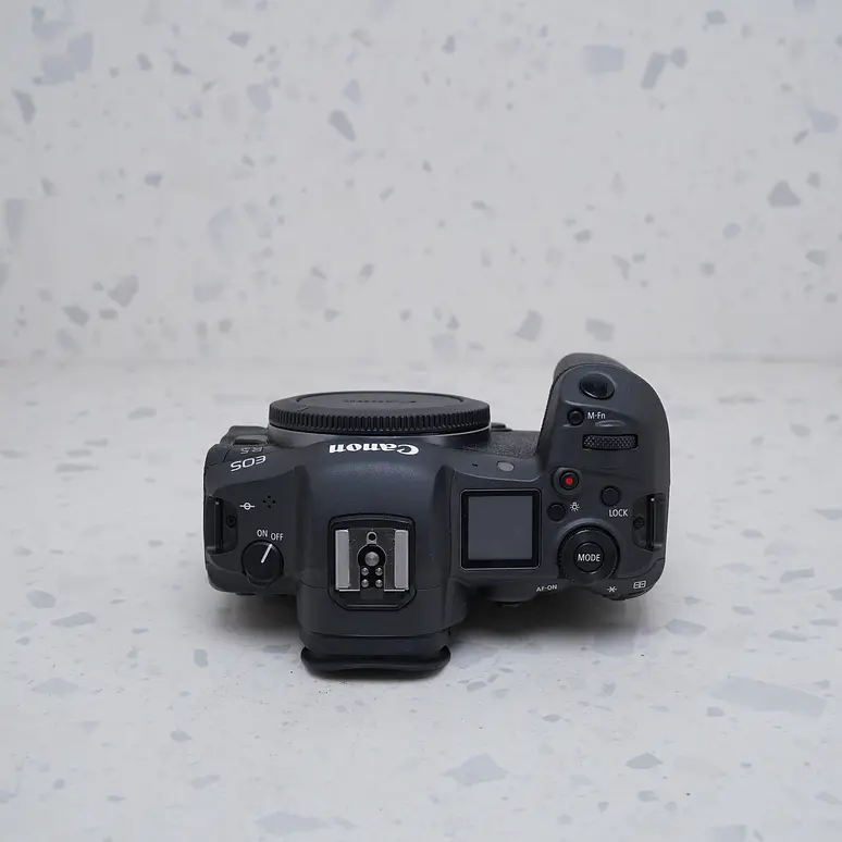 Canon EOS R5 - USADO 6