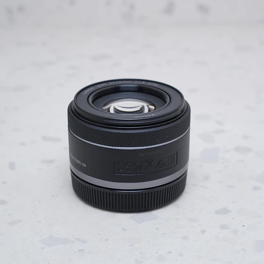 Canon RF 50mm f/1.8 STM - USADO 3