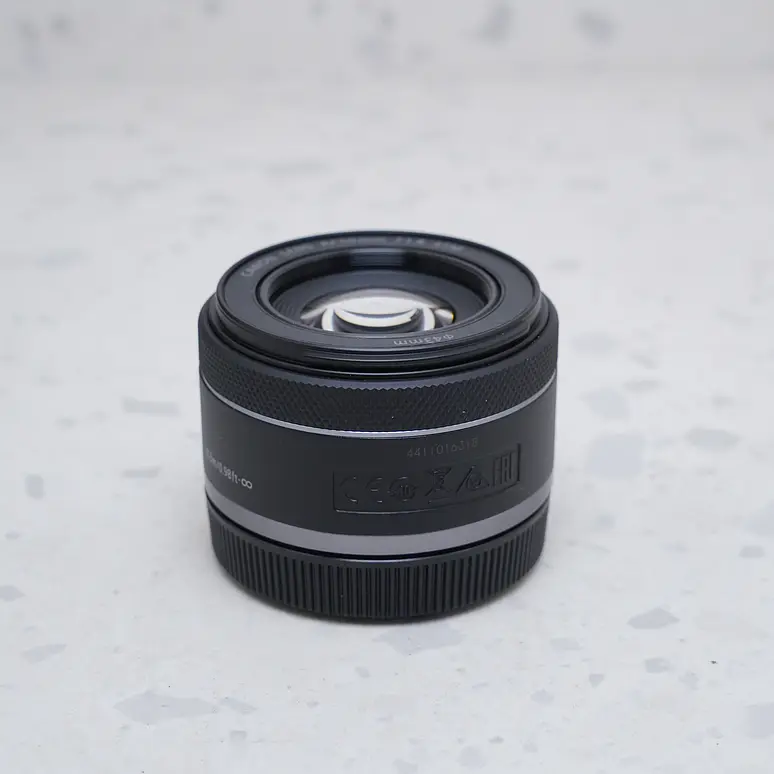 Canon RF 50mm f/1.8 STM - USADO 3