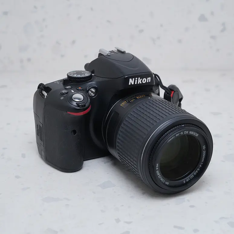 Nikon D5100 + 55-200mm - USADO 4