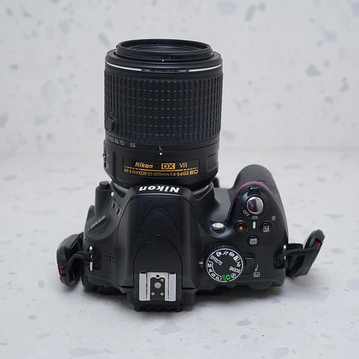 Nikon D5100 + 55-200mm - USADO 6