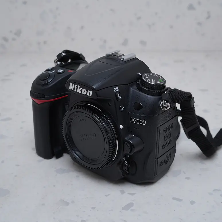 Nikon D7000 (Body) - USADO 2