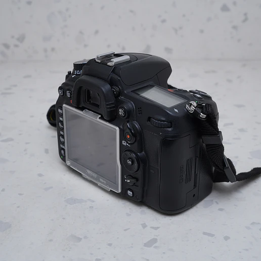 Nikon D7000 (Body) - USADO 4