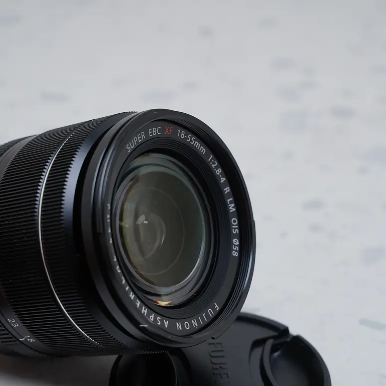 FUJIFILM XF 18-55mm f/2.8-4 R LM OIS - USADO 4