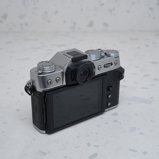 FUJIFILM X-T30 II (Body) - USADO 3