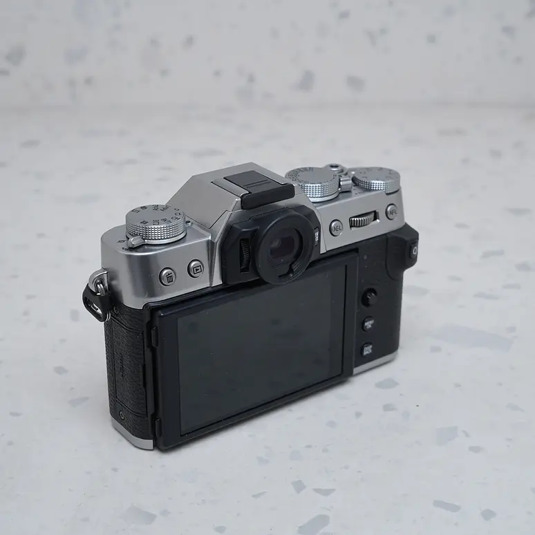 FUJIFILM X-T30 II (Body) - USADO 3