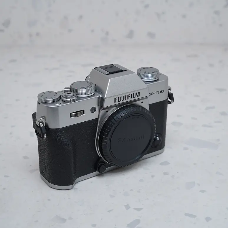 FUJIFILM X-T30 II (Body) - USADO 5