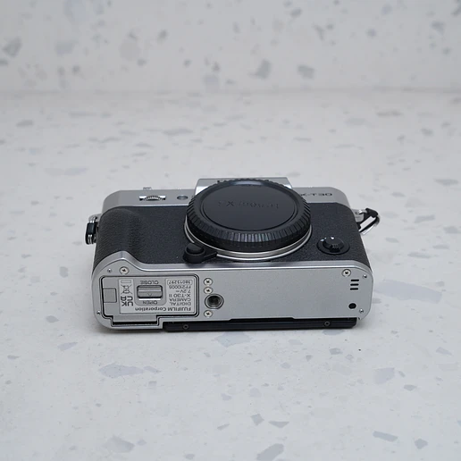 FUJIFILM X-T30 II (Body) - USADO 7