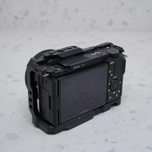 Sony ZV-E10 + 16-50mm - USADO 3
