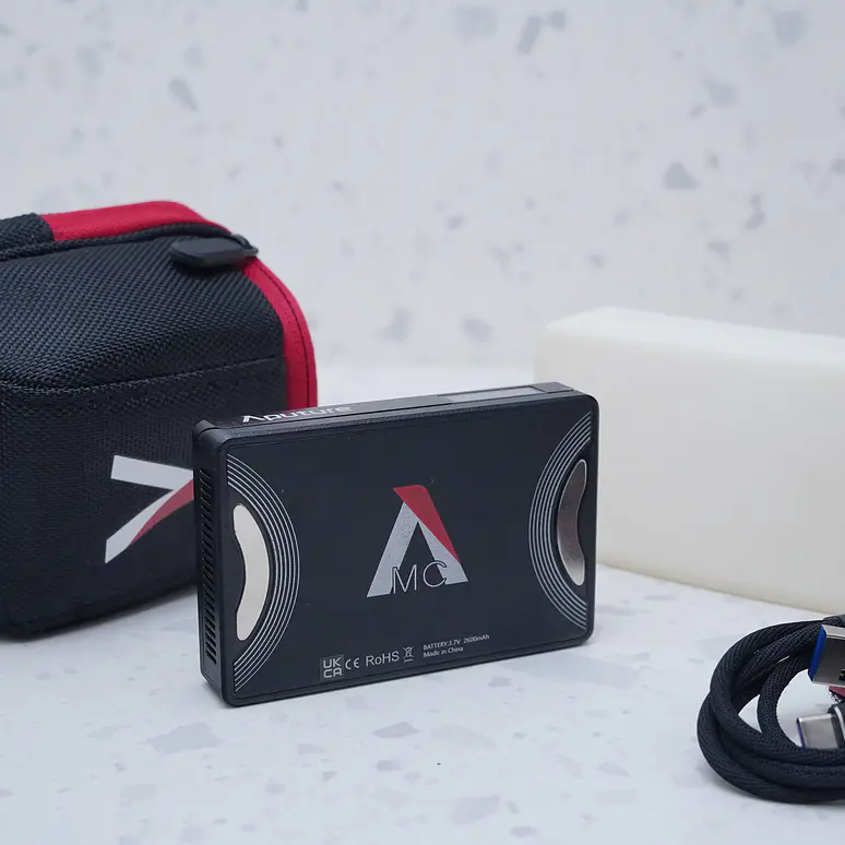 LED Aputure MC RGBWW - USADO 3