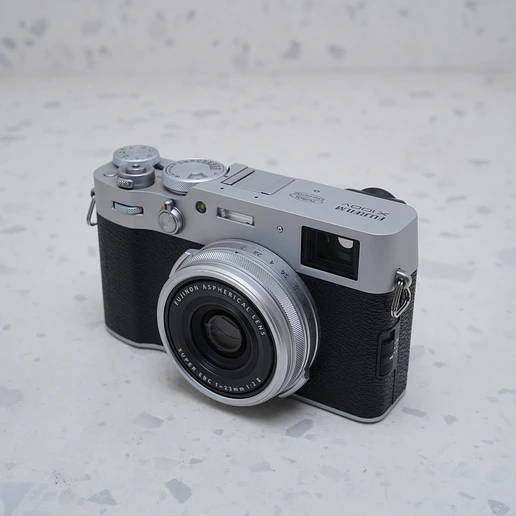 FUJIFILM X100V - USADO 3