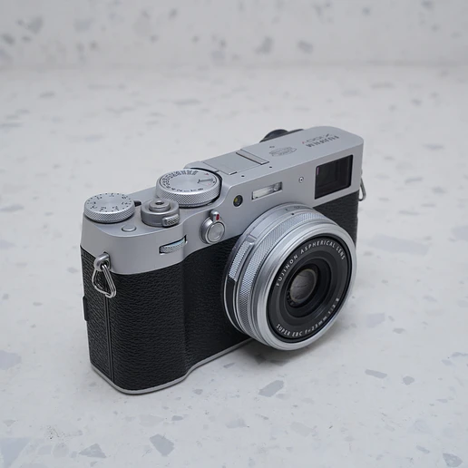 FUJIFILM X100V - USADO 5