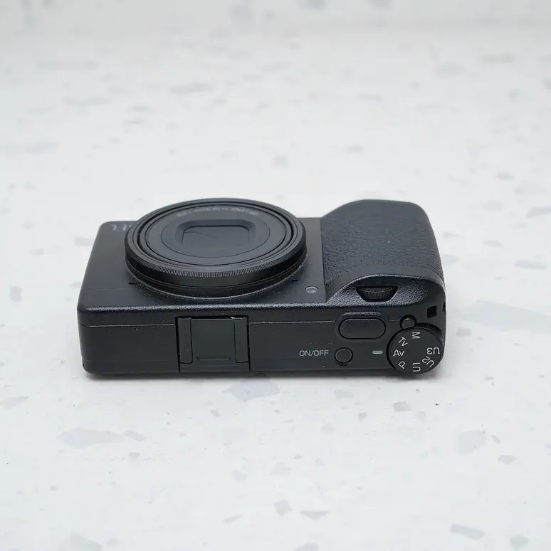 Ricoh GR III - USADO 6