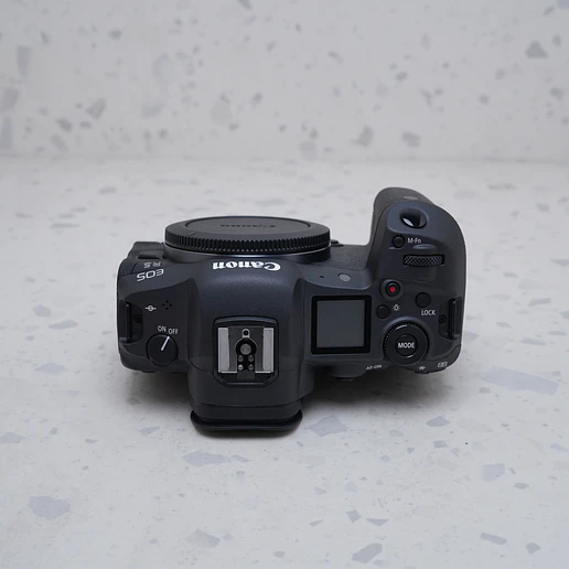 Canon EOS R5 (Body) - USADO 6