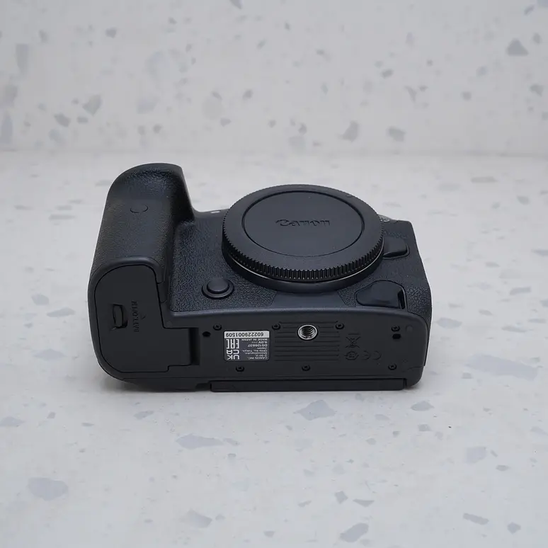 Canon EOS R5 (Body) - USADO 7