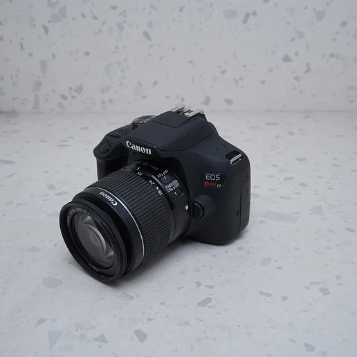 Canon EOS Rebel T7 + 18-55mm - USADO 6