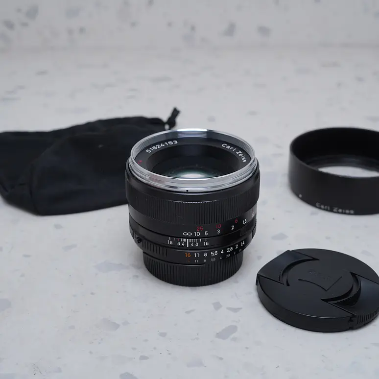 ZEISS Planar T* 50mm f/1.4 ZF.2 para Nikon F - USADO 2