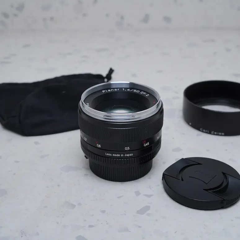 ZEISS Planar T* 50mm f/1.4 ZF.2 para Nikon F - USADO 3