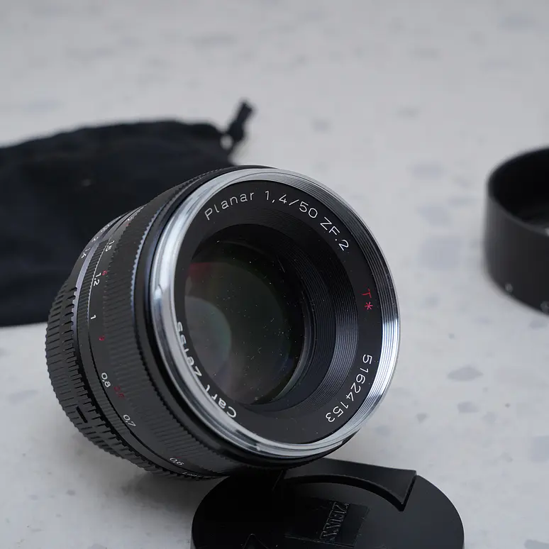 ZEISS Planar T* 50mm f/1.4 ZF.2 para Nikon F - USADO 4