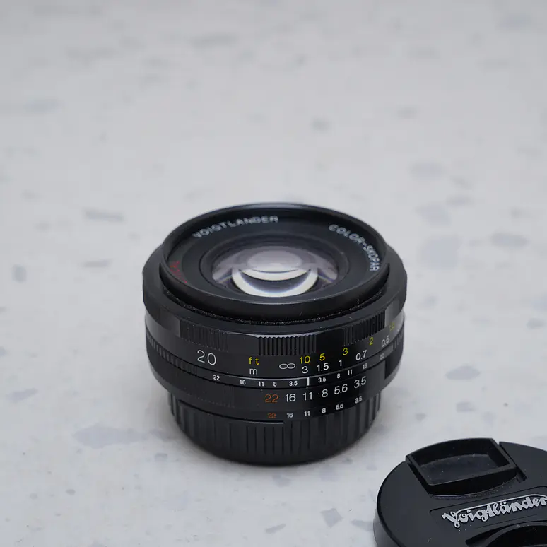Voigtlander Color-Skopar 20mm f/3.5 SL II N para Nikon F - USADO 2