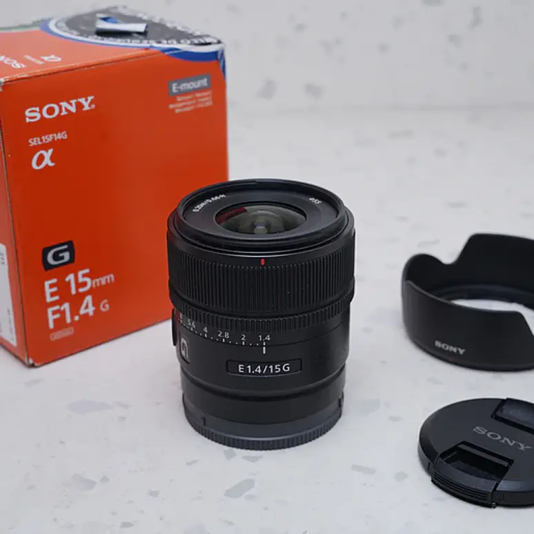 Sony E 15mm f/1.4 G - USADO 2