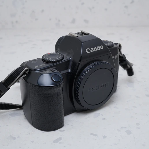 Canon EF-M Analoga - USADO 4