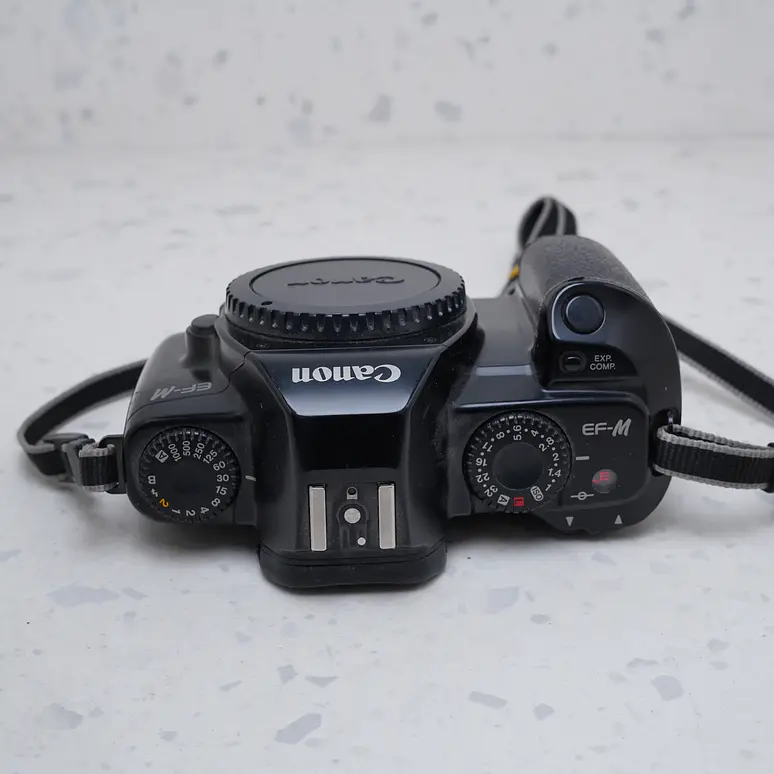 Canon EF-M Analoga - USADO 5