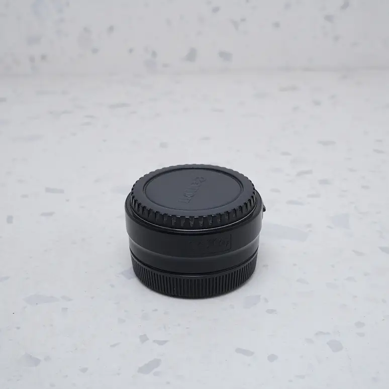 Adaptador Canon EF-EOS R - USADO 3