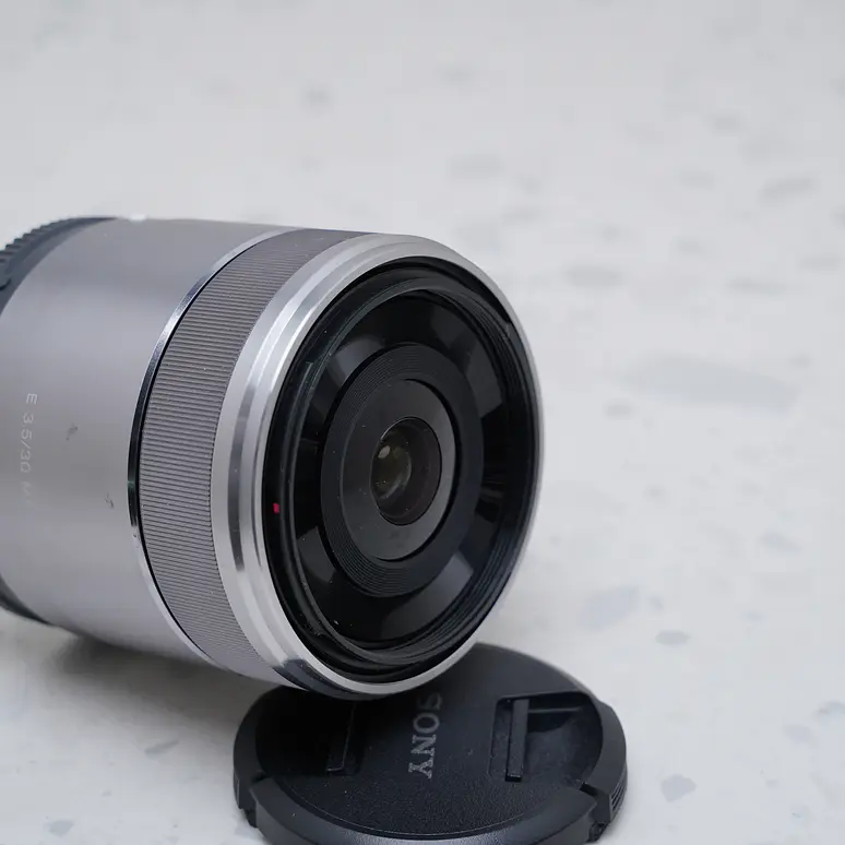 Sony E 30mm f/3.5 Macro - USADO 4