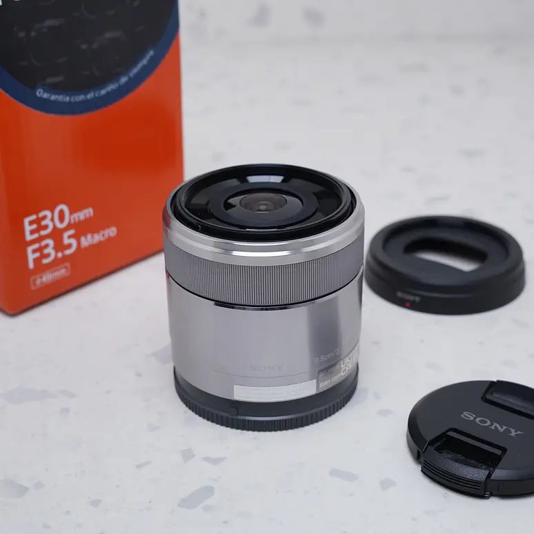 Sony E 30mm f/3.5 Macro - USADO 3