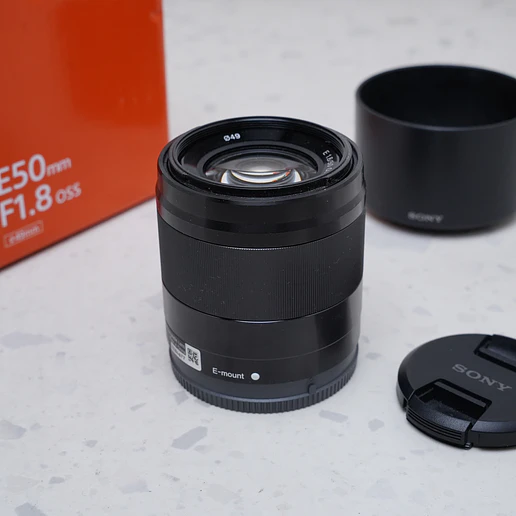 Sony E 50mm f/1.8 OSS - USADO 2