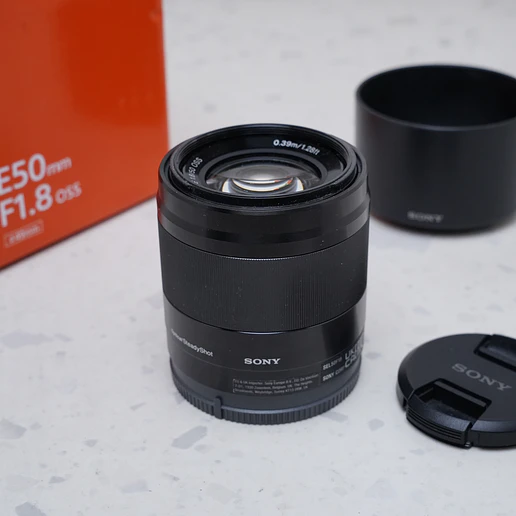 Sony E 50mm f/1.8 OSS - USADO 3