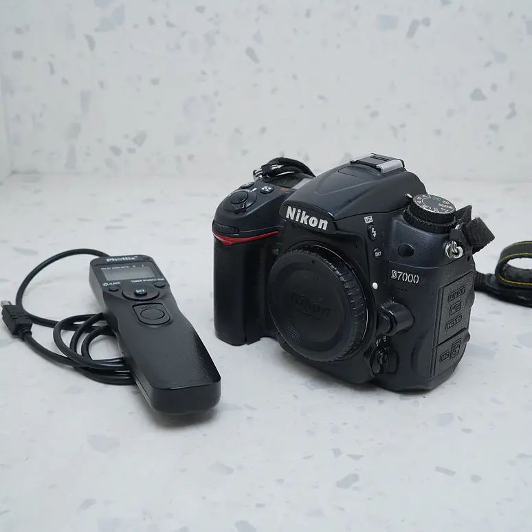 Nikon D7000 (Body) - USADO 2