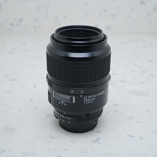 Nikon AF Micro Nikkor 105mm f/2.8 D - USADO 2