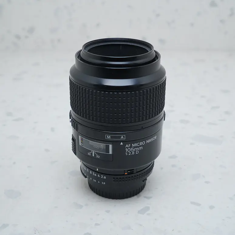 Nikon AF Micro Nikkor 105mm f/2.8 D - USADO 2