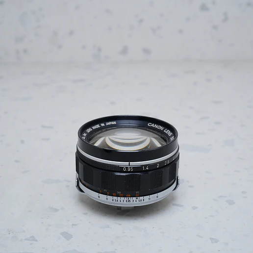 Canon 50mm f0.95 - USADO 1