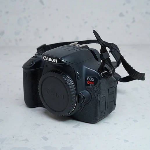 Canon EOS Rebel T4i (Body) - USADO 2