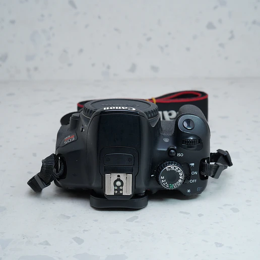 Canon EOS Rebel T4i (Body) - USADO 6
